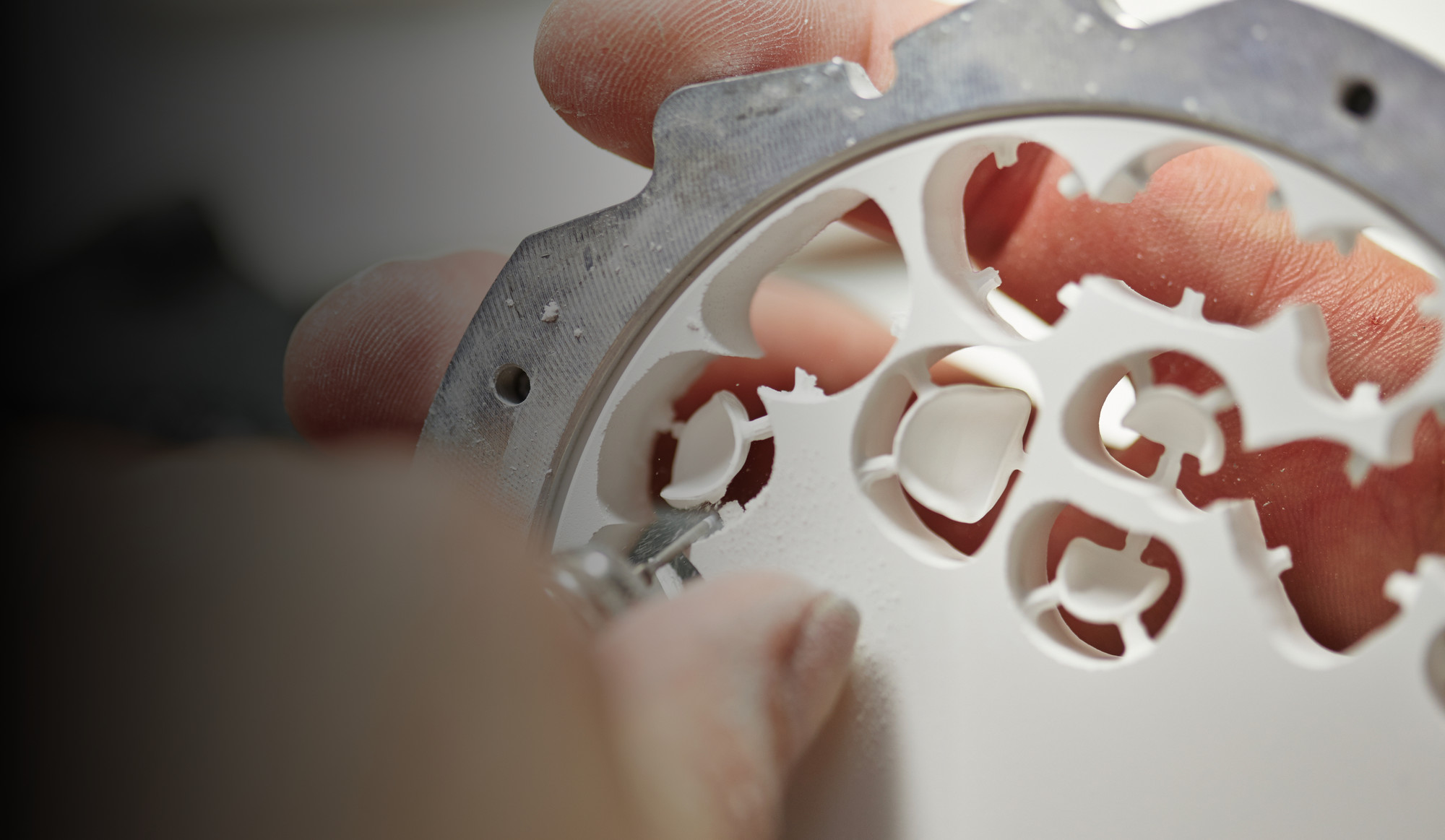 Циркониевый диск KATANA ZR UTML высота 18 мм (ультра-прозрачный)