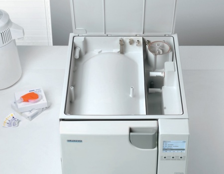 Стерилизатор паровой (автоклав) Euronda Е9 Med (24 л)