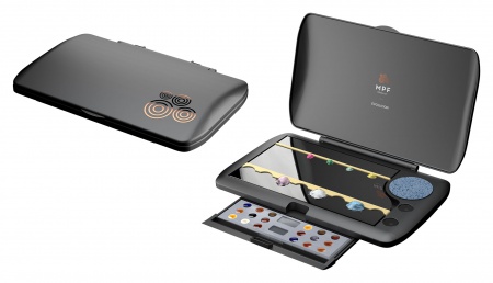 Комбинированная палитра для нанесения керамики и красителей в комплекте с кистью для красителей Evolution Master Ceramic Palette черная